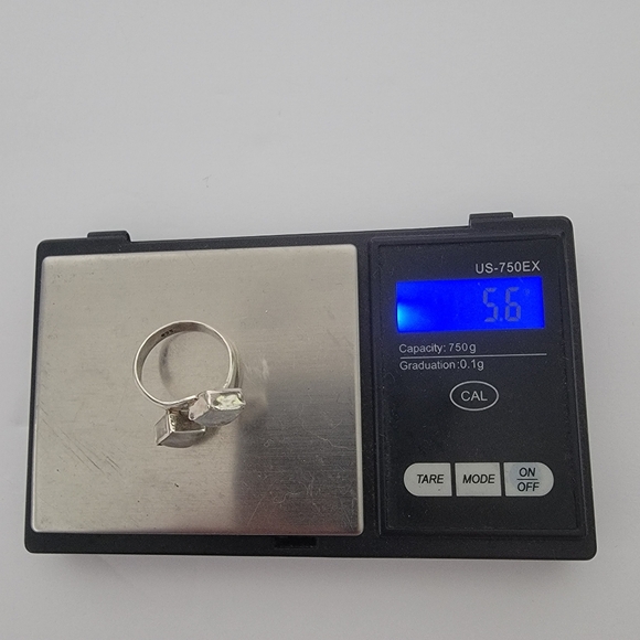 925 Silver Moonstone Ring - Picture 5 of 5